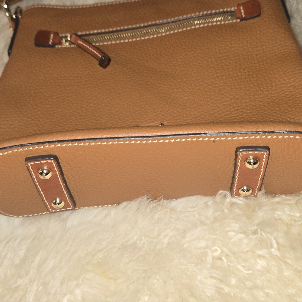 Dooney & Bourke Tan and Red Women's Bag - Picture 4 of 6